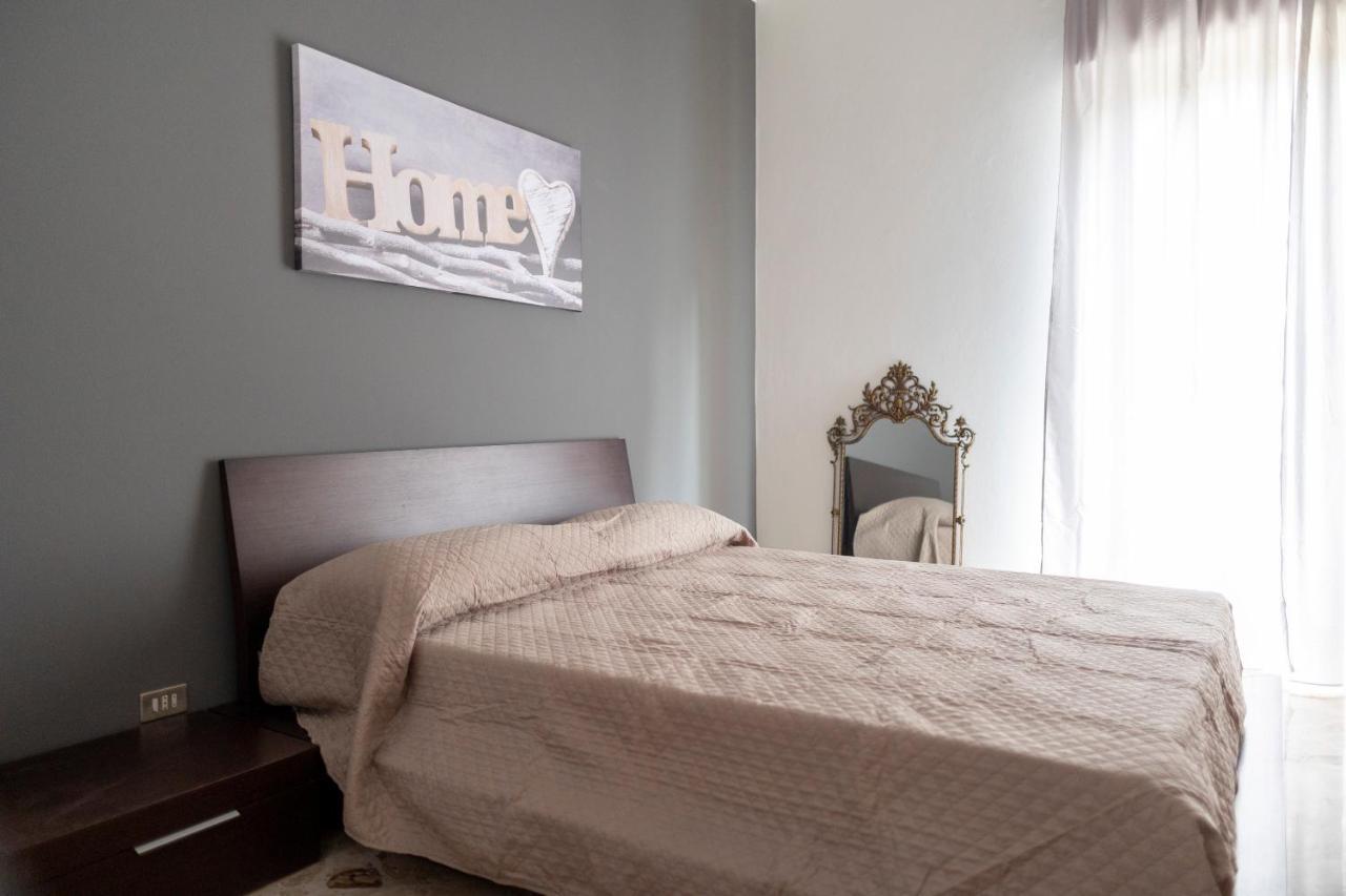 Vintage Sea House Vicino La Spiaggia Del Lungomare 체팔루 외부 사진